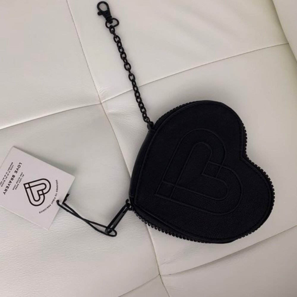 New Love Bravery little purse/wallet